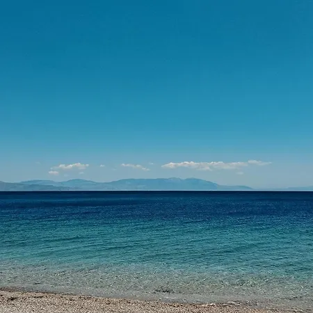 Sea-view In Akrata * Akrátasz-part